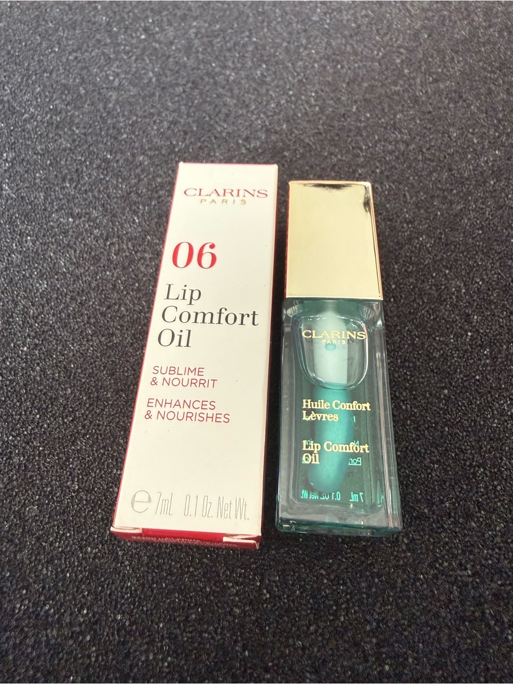 Clarins Lip Comfort Oil 06 Mint New in box